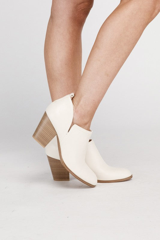Soda Gamey Ankle Boots
