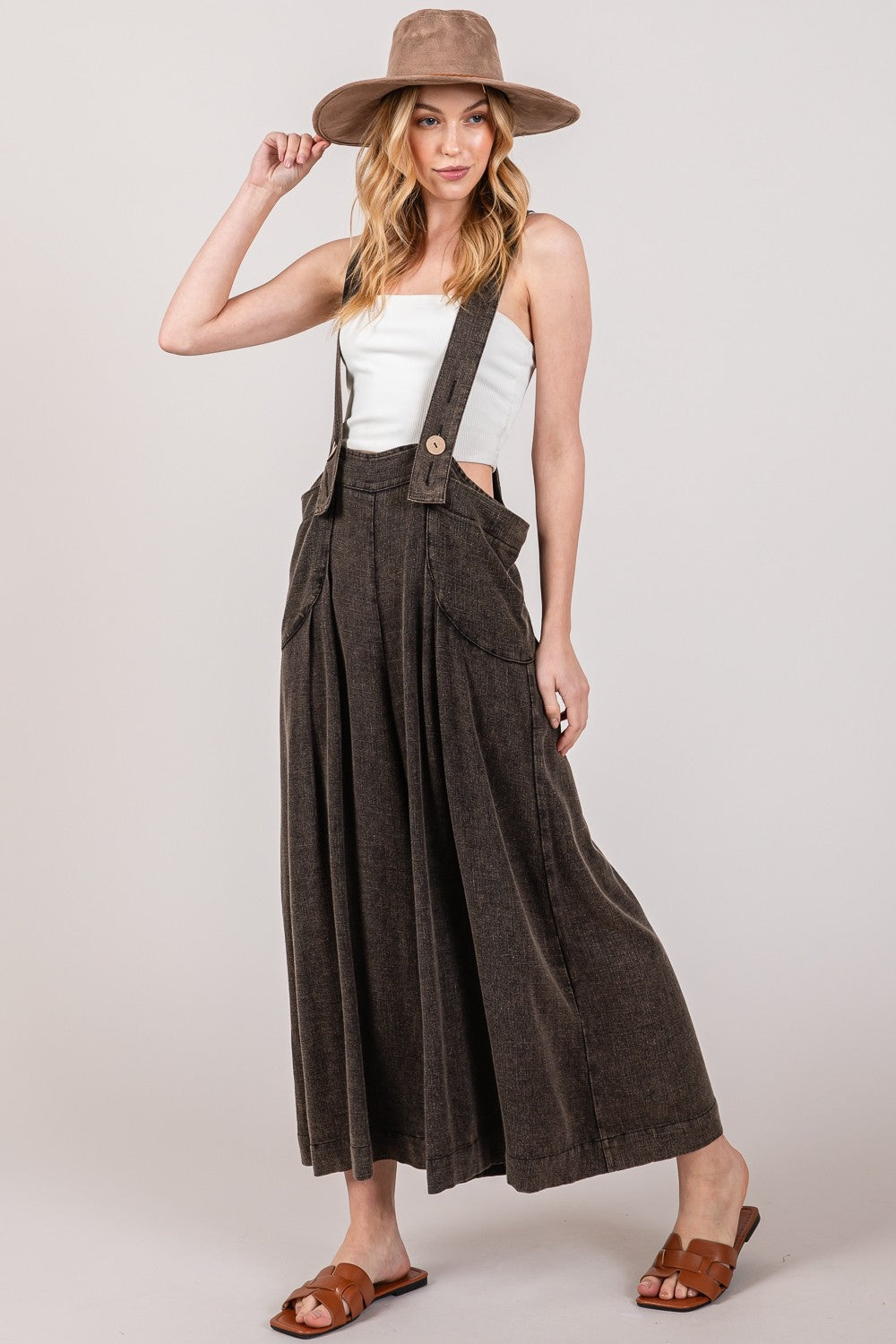 Sage & Fig Wide Strap Wide Leg Overalls