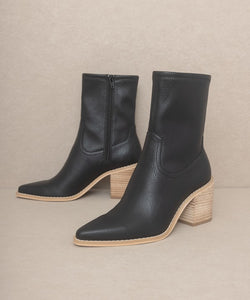 Oasis Society Vienna Ankle Booties