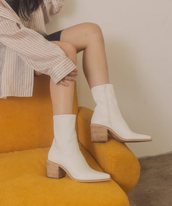 Oasis Society Vienna Ankle Booties