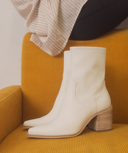 Oasis Society Vienna Ankle Booties