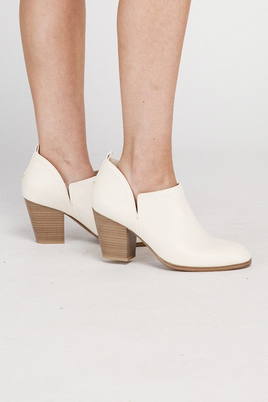 Soda Gamey Ankle Boots
