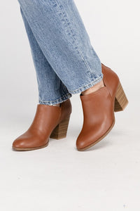 Soda Gamey Ankle Boots