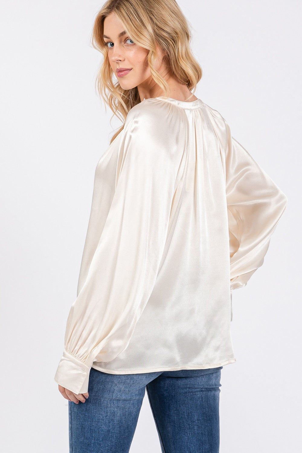 Sage & Fig Satin Blouse in Ivory