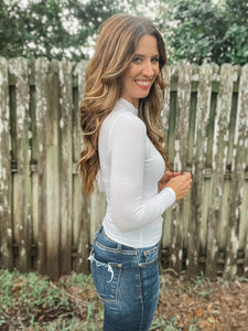 Basic Ribbed Turtle Neck Top